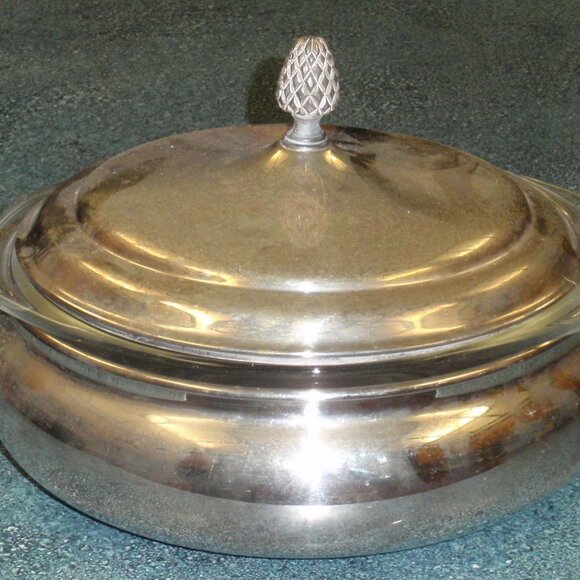 Sheffield Silverplate Casserole Dish 1127 with Pyrex 2Q Baking Dish Insert GIFT! - Picture 8 of 10